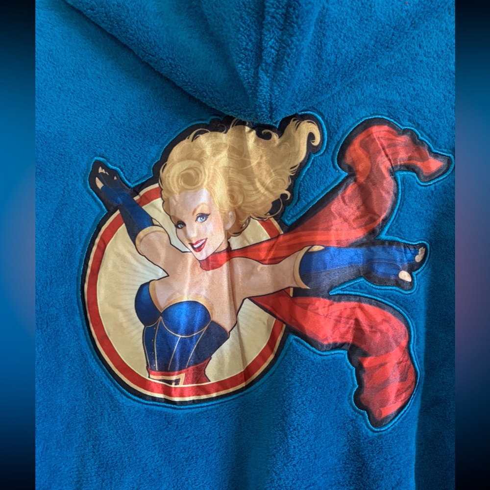 DC Comics Woman Robe - One Size - Picture 5 of 15